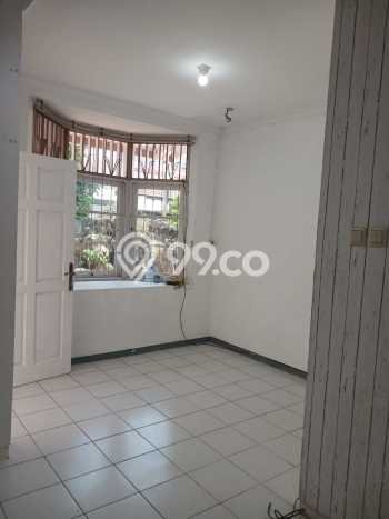 Dijual Hunian Rumah Terawat 2 KT di Gading Serpong, Tangerang Dijual Hunian Rumah Terawat 2 KT di Gading Serpong, Tangerang