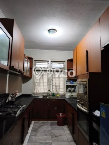 Rumah Mewah LB 298m2 Siap Huni Desain Elegan di Bendungan Hilir, Jakarta Pusat Rumah Mewah LB 298m2 Siap Huni Desain Elegan di Bendungan Hilir, Jakarta Pusat