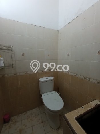 Unit Komersial Dijual di Jakarta Barat LT 96m2 & LB 150m2 Unit Komersial Dijual di Jakarta Barat LT 96m2 & LB 150m2
