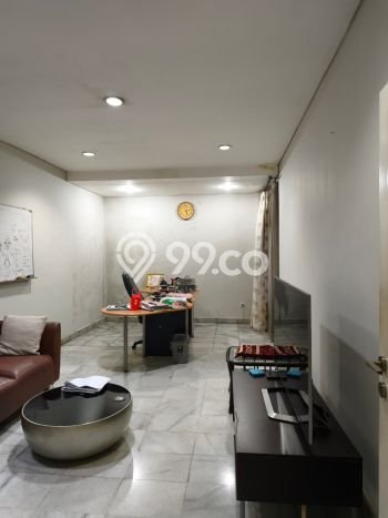 Rumah Mewah LB 298m2 Siap Huni Desain Elegan di Bendungan Hilir, Jakarta Pusat Rumah Mewah LB 298m2 Siap Huni Desain Elegan di Bendungan Hilir, Jakarta Pusat