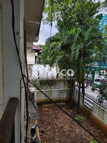 Rumah Mewah LB 298m2 Siap Huni Desain Elegan di Bendungan Hilir, Jakarta Pusat Rumah Mewah LB 298m2 Siap Huni Desain Elegan di Bendungan Hilir, Jakarta Pusat