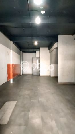 Ruko untuk Disewa di Pusat Jakarta Barat Luas Bangunan 270m2 Ruko untuk Disewa di Pusat Jakarta Barat Luas Bangunan 270m2