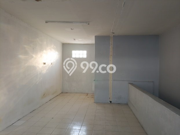 Ruko untuk Disewa di Pusat Jakarta Barat Luas Bangunan 270m2 Ruko untuk Disewa di Pusat Jakarta Barat Luas Bangunan 270m2