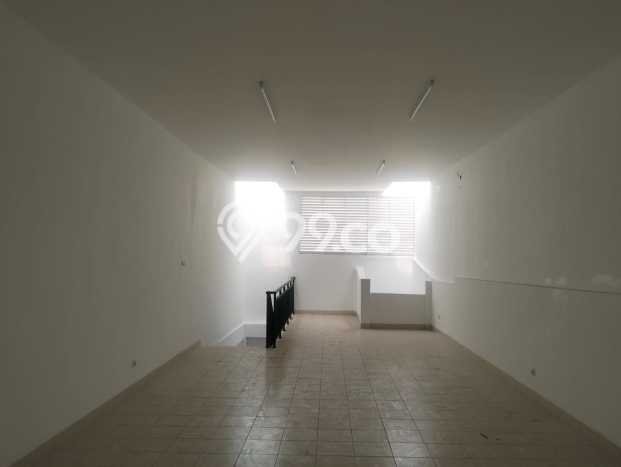 Ruko Dijual di Jakarta Pusat LT 90m2 & LB 270m2 Lokasi Terbaik! Ruko Dijual di Jakarta Pusat LT 90m2 & LB 270m2 Lokasi Terbaik!