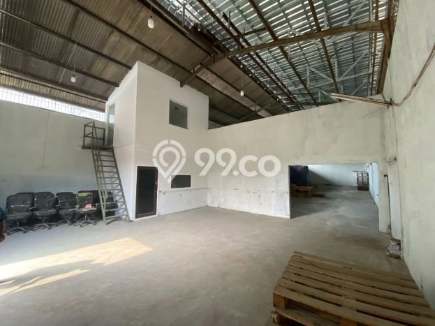 Gudang Dijual di Prime Area Jakarta Barat Luas 1500m2 Gudang Dijual di Prime Area Jakarta Barat Luas 1500m2