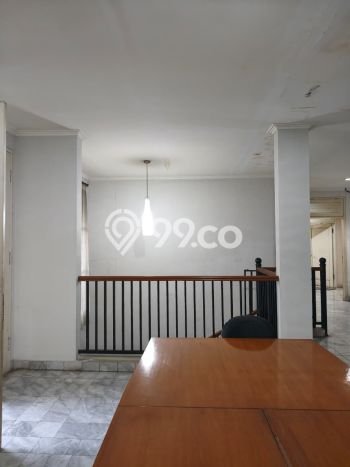 Rumah Mewah LB 298m2 Siap Huni Desain Elegan di Bendungan Hilir, Jakarta Pusat Rumah Mewah LB 298m2 Siap Huni Desain Elegan di Bendungan Hilir, Jakarta Pusat