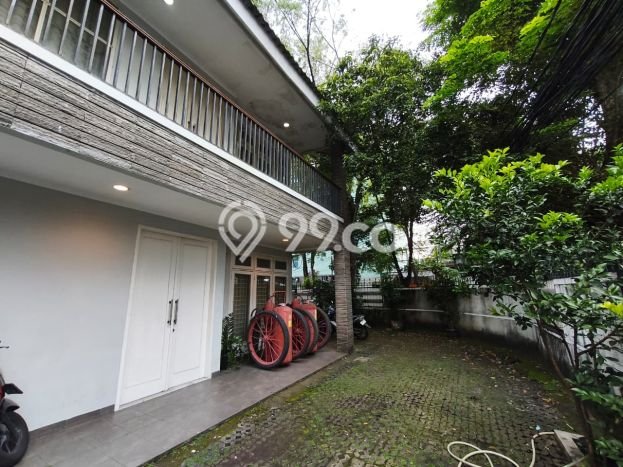 Rumah Mewah LB 298m2 Siap Huni Desain Elegan di Bendungan Hilir, Jakarta Pusat Rumah Mewah LB 298m2 Siap Huni Desain Elegan di Bendungan Hilir, Jakarta Pusat
