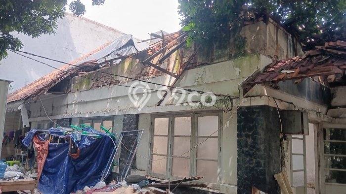 Siap Huni Rumah Mewah 5 Kamar di Menteng Dekat ke Mana Saja Siap Huni Rumah Mewah 5 Kamar di Menteng Dekat ke Mana Saja