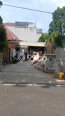 Siap Huni Rumah Mewah 5 Kamar di Menteng Dekat ke Mana Saja Siap Huni Rumah Mewah 5 Kamar di Menteng Dekat ke Mana Saja