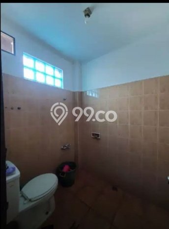 Ruko Lokasi Premium di , Luas 160m2m², Siap Usaha Ruko Lokasi Premium di , Luas 160m2m², Siap Usaha