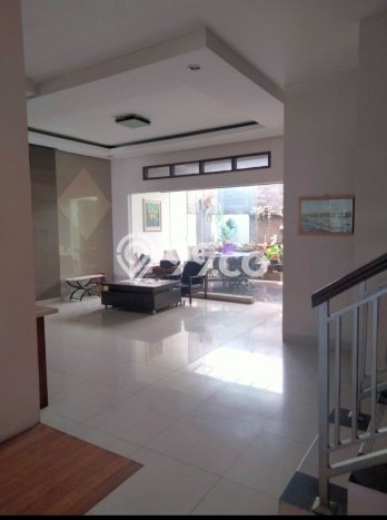 Rumah Elit Modern Tanpa Renovasi di Turangga Bandung Rumah Elit Modern Tanpa Renovasi di Turangga Bandung