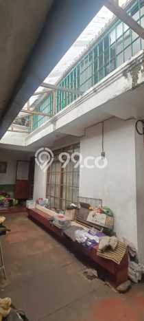 NEW LISTING! Rumah Strategis di , LT 310m2m² Bangunan 285m2m² NEW LISTING! Rumah Strategis di , LT 310m2m² Bangunan 285m2m²