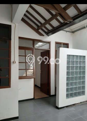 Lokasi terbaik! Rumah siap huni dikontrakkan di Batununggal LB 106m2 Lokasi terbaik! Rumah siap huni dikontrakkan di Batununggal LB 106m2
