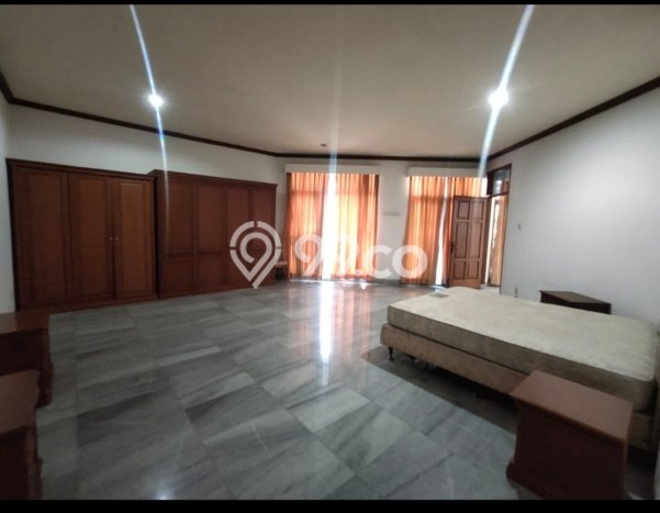 Jual Rumah Mewah Elegan Dengan View Eksklusif di Kuningan, Jakarta Selatan Jual Rumah Mewah Elegan Dengan View Eksklusif di Kuningan, Jakarta Selatan