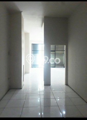 SENTRA BISNIS! Ruko di , Luas 225m2m², Lokasi Strategis SENTRA BISNIS! Ruko di , Luas 225m2m², Lokasi Strategis