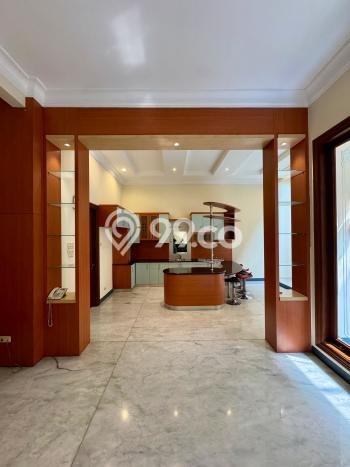 Siap Huni Hunian Elit 6 Kamar di Kelapa Gading Dekat ke Mana Pun Siap Huni Hunian Elit 6 Kamar di Kelapa Gading Dekat ke Mana Pun