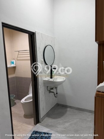 Dijual Rumah 4 Kamar Lokasi Ideal Bagus dan Strategis di Ciledug Dijual Rumah 4 Kamar Lokasi Ideal Bagus dan Strategis di Ciledug