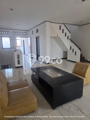 Rumah Strategis Modern Lb 310m2 di Cipondoh, Tangerang Rumah Strategis Modern Lb 310m2 di Cipondoh, Tangerang