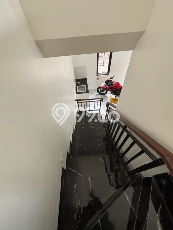 Dijual Cepat Rumah Favorit Siap Huni LB 61m2 di Pasar Minggu, Jakarta Selatan Dijual Cepat Rumah Favorit Siap Huni LB 61m2 di Pasar Minggu, Jakarta Selatan