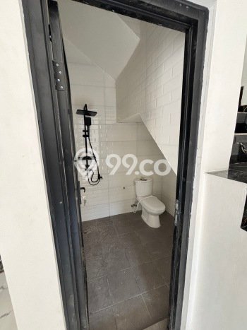 Ruko Bagus Dijual LB 61m2 Lokasi Strategis Jakarta Selatan Area Cocok untuk Berbisnis Ruko Bagus Dijual LB 61m2 Lokasi Strategis Jakarta Selatan Area Cocok untuk Berbisnis