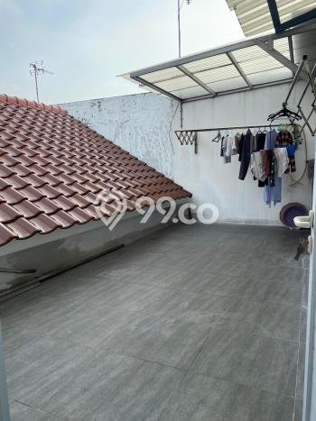 GOOD DEAL! Rumah Strategis di Bekasi, LT 135m² LB 100m² GOOD DEAL! Rumah Strategis di Bekasi, LT 135m² LB 100m²