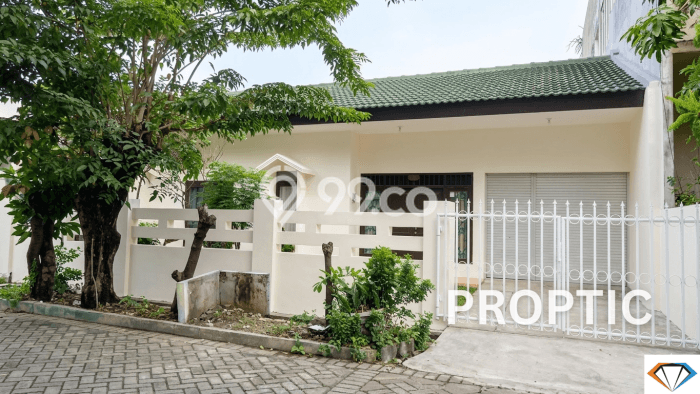 Rumah Modern 3 Kamar LT 240m2 di Kutisari Rumah Modern 3 Kamar LT 240m2 di Kutisari