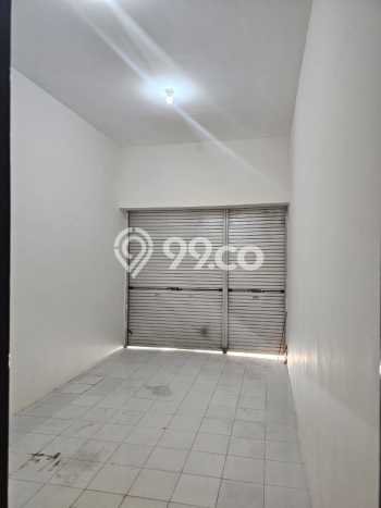 Rumah Modern 3 Kamar LT 240m2 di Kutisari Rumah Modern 3 Kamar LT 240m2 di Kutisari