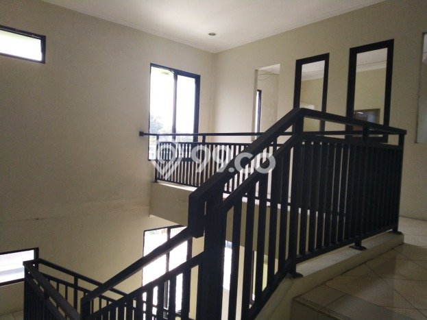 Unit Komersial Tersedia di Jati Asih Spesifikasi LB 760m2 Unit Komersial Tersedia di Jati Asih Spesifikasi LB 760m2