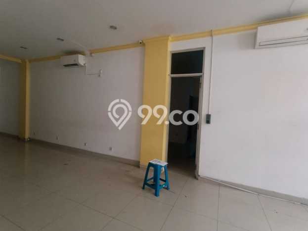 AREA KOMERSIAL! Ruko Disewakan di Taman Galaxy, Luas 292m2m², Jalan Strategis, Siap Operasional AREA KOMERSIAL! Ruko Disewakan di Taman Galaxy, Luas 292m2m², Jalan Strategis, Siap Operasional