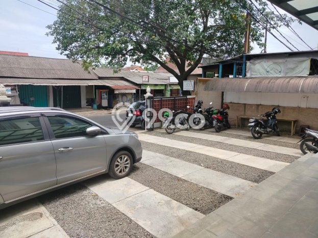 Ruko Disewa di Bogor dengan LB 495m2 Area Komersial Ramai Ruko Disewa di Bogor dengan LB 495m2 Area Komersial Ramai