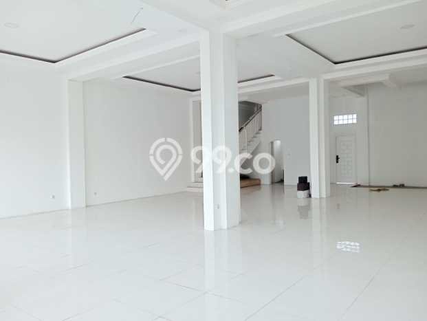 Ruko Dijual di Ciracas LT 500m2, LB 850m2 Solusi Investasi Cerdas Ruko Dijual di Ciracas LT 500m2, LB 850m2 Solusi Investasi Cerdas