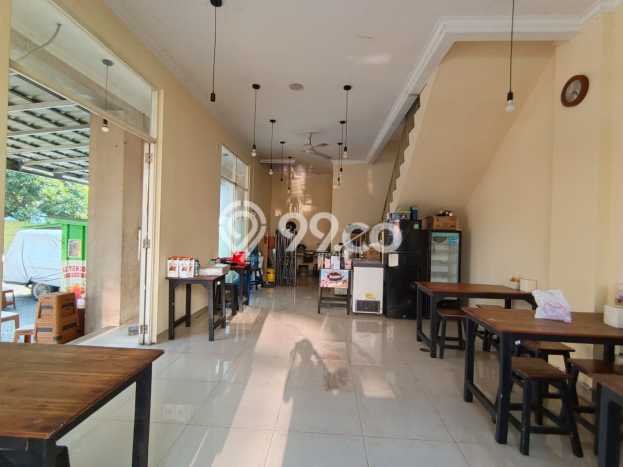 Ruko Disewa di Bekasi dengan LB 135m2 Area Komersial Ramai Ruko Disewa di Bekasi dengan LB 135m2 Area Komersial Ramai