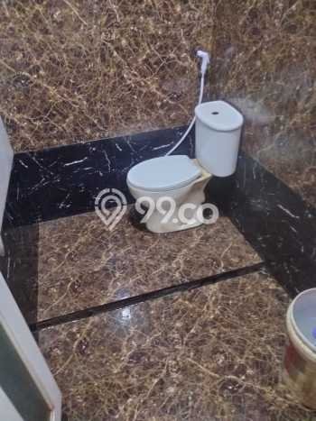 Ruko Disewa di Bekasi dengan LB 190m2 Area Komersial Ramai Ruko Disewa di Bekasi dengan LB 190m2 Area Komersial Ramai