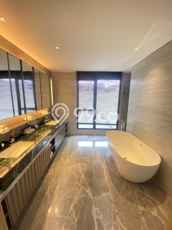 Best Deal Hunian Mewah Ideal dan Luas di BSD, Tangerang Selatan Best Deal Hunian Mewah Ideal dan Luas di BSD, Tangerang Selatan