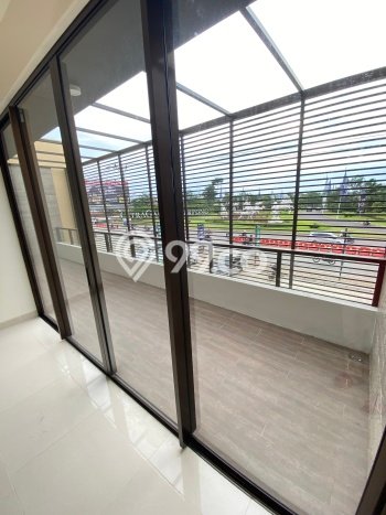 Dijual Ruko Area Komersial Kawasan Cisauk, Luas 359m2m², Jalan Utama Dijual Ruko Area Komersial Kawasan Cisauk, Luas 359m2m², Jalan Utama