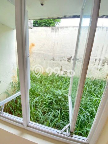 Jual Rumah Strategis Bagus Punya 3 KT di Ciputat Tangerang Selatan SHM Jual Rumah Strategis Bagus Punya 3 KT di Ciputat Tangerang Selatan SHM