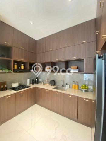 Jual Rumah Luas Megah Dengan View Cantik di Gading Serpong, Tangerang Jual Rumah Luas Megah Dengan View Cantik di Gading Serpong, Tangerang