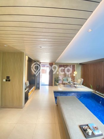 Rumah Elit Modern Tanpa Renovasi di BSD City Tangerang Rumah Elit Modern Tanpa Renovasi di BSD City Tangerang
