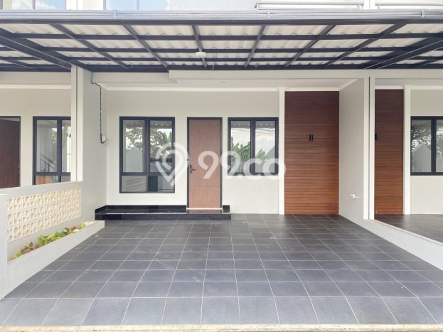 Dijual Hunian Rumah Terawat 3 Kamar di Cinangka, Depok Dijual Hunian Rumah Terawat 3 Kamar di Cinangka, Depok