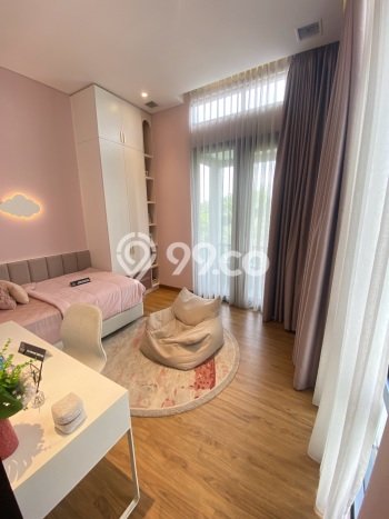 Rumah Mewah LB 230m2 Siap Pakai Desain Elegan di Gading Serpong, Tangerang Rumah Mewah LB 230m2 Siap Pakai Desain Elegan di Gading Serpong, Tangerang