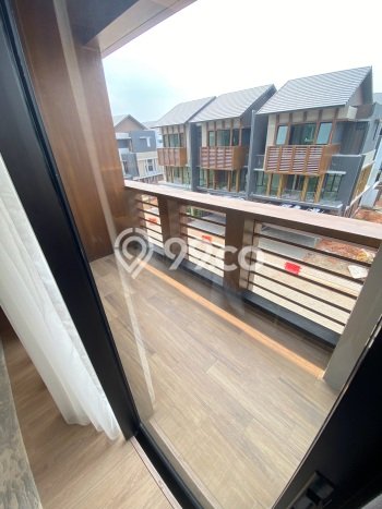 Rumah Elit Modern Tanpa Renovasi di BSD City Tangerang Rumah Elit Modern Tanpa Renovasi di BSD City Tangerang