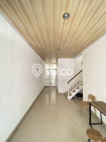 For Sale Rumah 3 Kamar Lokasi Strategis Bagus dan Strategis di Pesanggrahan For Sale Rumah 3 Kamar Lokasi Strategis Bagus dan Strategis di Pesanggrahan
