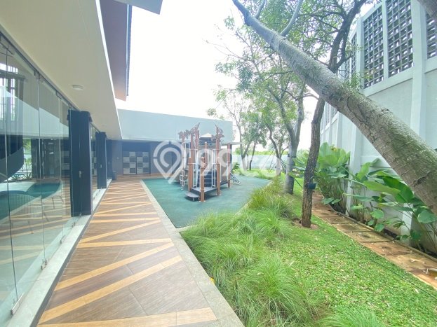 Jual Rumah Luas Elegan Dengan View Cantik di Gading Serpong, Tangerang Jual Rumah Luas Elegan Dengan View Cantik di Gading Serpong, Tangerang