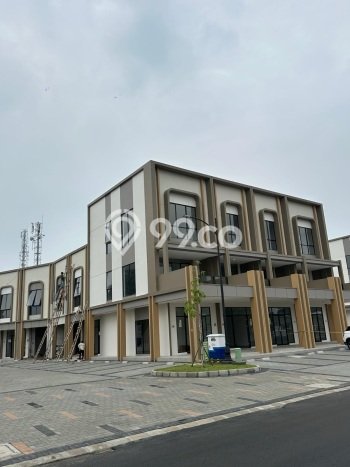 Ruko Disewa di Tangerang dengan LB 176m2 Area Komersial Ramai Ruko Disewa di Tangerang dengan LB 176m2 Area Komersial Ramai