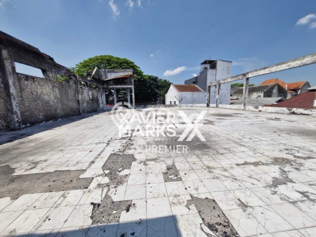 Area Ramai! Komersial Dijual di Blimbing untuk Bisnis Luas Bangunan 1084m2 Area Ramai! Komersial Dijual di Blimbing untuk Bisnis Luas Bangunan 1084m2