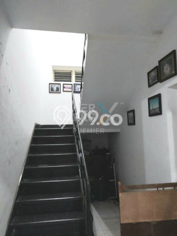 Rumah Elit Modern Tanpa Renovasi di Malang Kota Malang Rumah Elit Modern Tanpa Renovasi di Malang Kota Malang