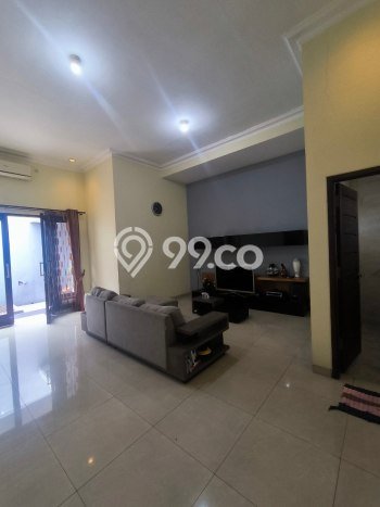 Ready to Use! Luxury House LT 200m2 Desain Modern di Araya Ready to Use! Luxury House LT 200m2 Desain Modern di Araya