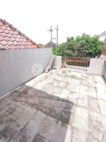 Rumah Luxury Modern Tanpa Renovasi di Malang Kota Malang Rumah Luxury Modern Tanpa Renovasi di Malang Kota Malang