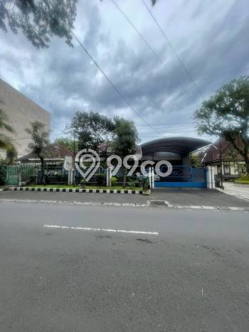 Rumah Elit Modern Tanpa Renovasi di Malang Kota Malang Rumah Elit Modern Tanpa Renovasi di Malang Kota Malang