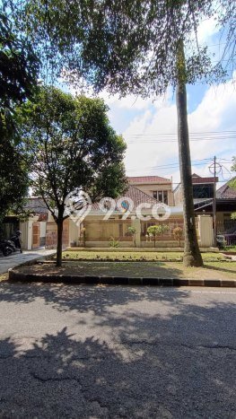 Rumah Eksklusif Dijual LT 347m2 di Klojen, Malang Rumah Eksklusif Dijual LT 347m2 di Klojen, Malang